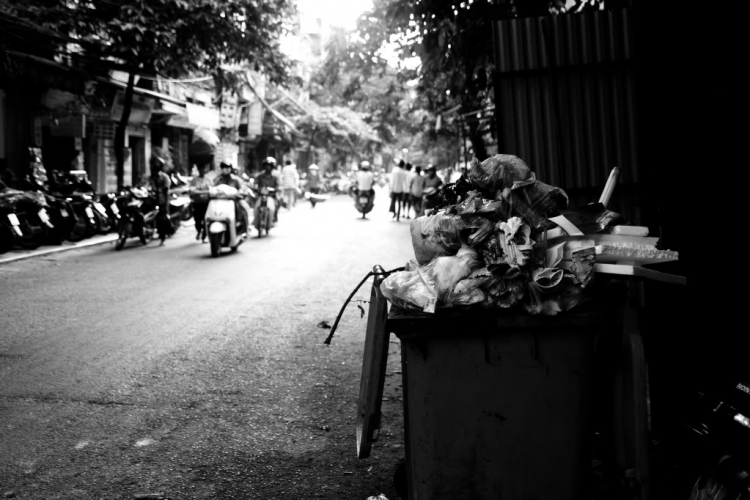 Hà Nội .......(trước)........... mùa thu