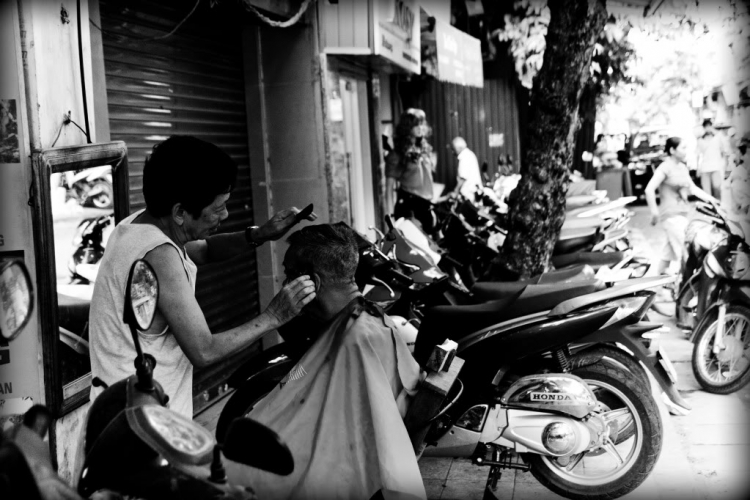 Hà Nội .......(trước)........... mùa thu