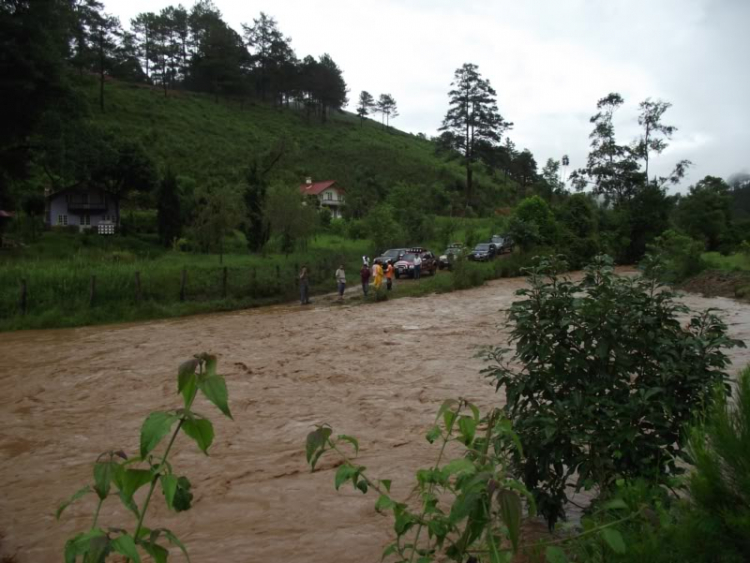 Ảnh hành trình off-road đầu mùa mưa 2010 tại thành phố Đà Lạt ngàn hoa!