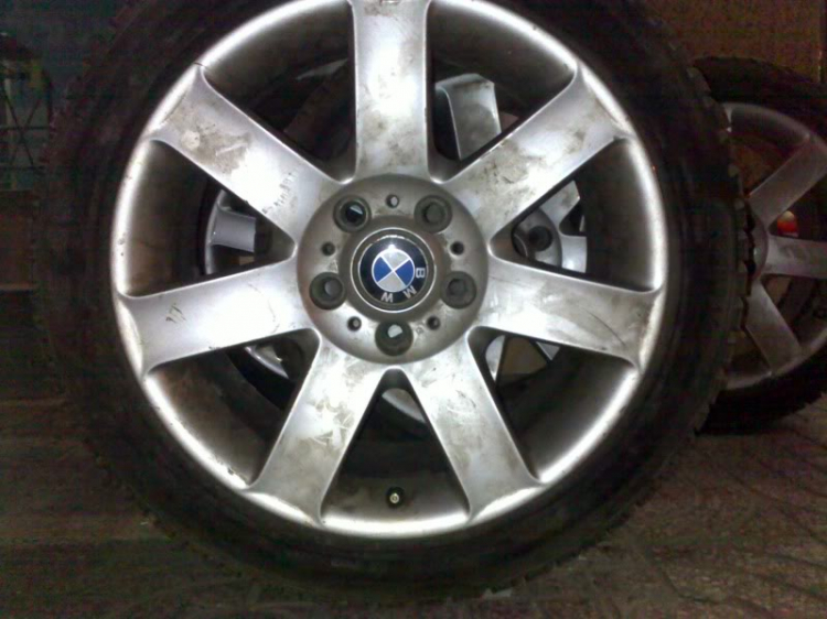 Mâm vỏ 16 inch của E46