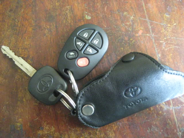 Tự hào là chiếc TOYOTA SIENNA LE duy nhất VN lắp và độ nhiều đồ chơi ! Tự hào là chiếc TOYOTA SIENNA LE duy nhất VN lắp và độ nhiều đồ chơi !
