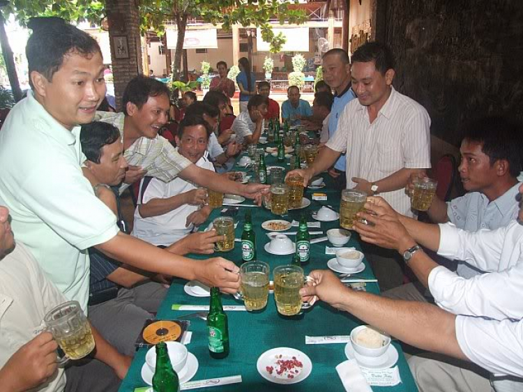 Off tổng kết NTNV, ngày hội ngộ Đông-Tây