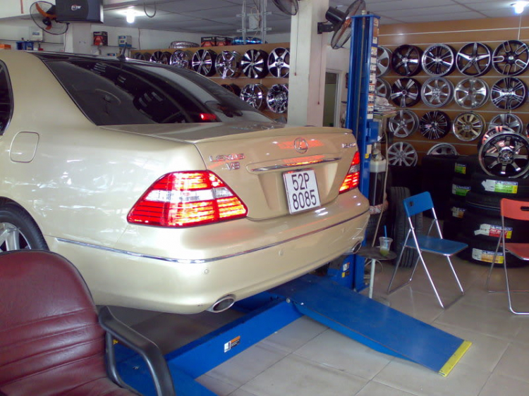 Lexus LS430, LS460/L,  LS600h/L - Im Lặng Là Vàng