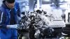 BMW tung video hình ảnh động cơ V8 4.4L Bi-turbo được lắp bằng tay