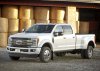 Bán tải cỡ lớn Ford F-450 Super Duty về Việt Nam: Máy dầu V8; dài 6,7m