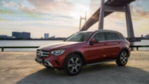 Giá lăn bánh Mercedes-Benz GLC 200 và GLC 200 4Matic 2020 tại Việt Nam