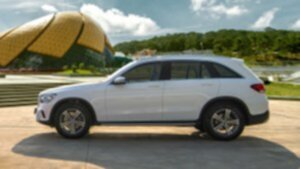 Giá lăn bánh Mercedes-Benz GLC 200 và GLC 200 4Matic 2020 tại Việt Nam