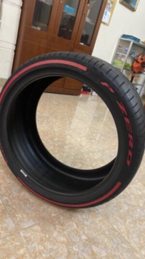 Thanh lý cặp lốp Pirelli P Zero PZ4 265/35ZR20 Color: Formula Red