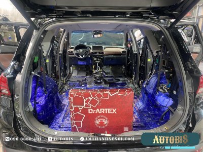 Hyundai Santafe 2022 với gói bảo vệ toàn diện - Cách âm, PPF, Phim cách nhiệt, cường lực...Tại AUTOBIS
