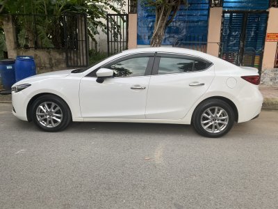 Mazda 3 1.5 Luxury 4/2023 Trắng Siêu lướt