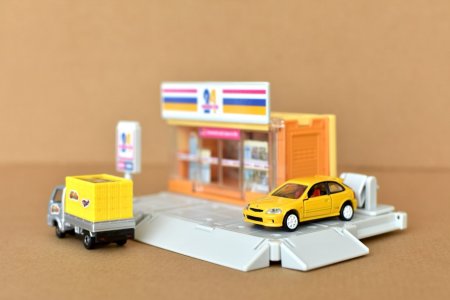 Xe mô hình diecast 1:64, Có ai chơi không?