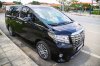 Chi tiết “chuyên cơ mặt đất” Toyota Alphard tại Sài Gòn