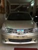 Tìm ace chơi xe Nissan Grand Livina