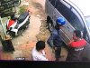 [Video] Thêm một vụ chém xe ô tô vô cớ